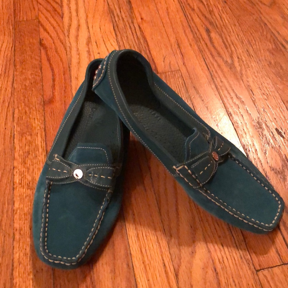 Cole Haan suede loafer size 6 New